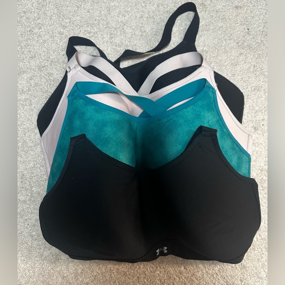 Under Armour Continuum sports bra size 1X bundle of 4
